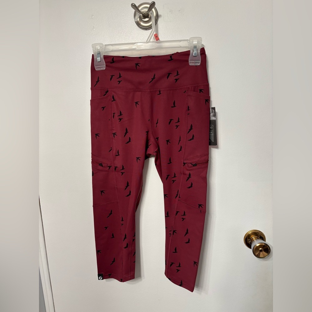 Oiselle Maroon Bird Print Leggings